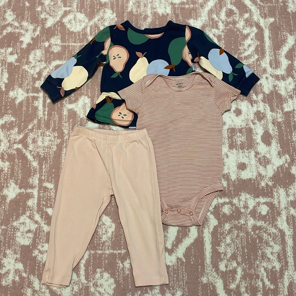 Carter’s Matching set 3pcs